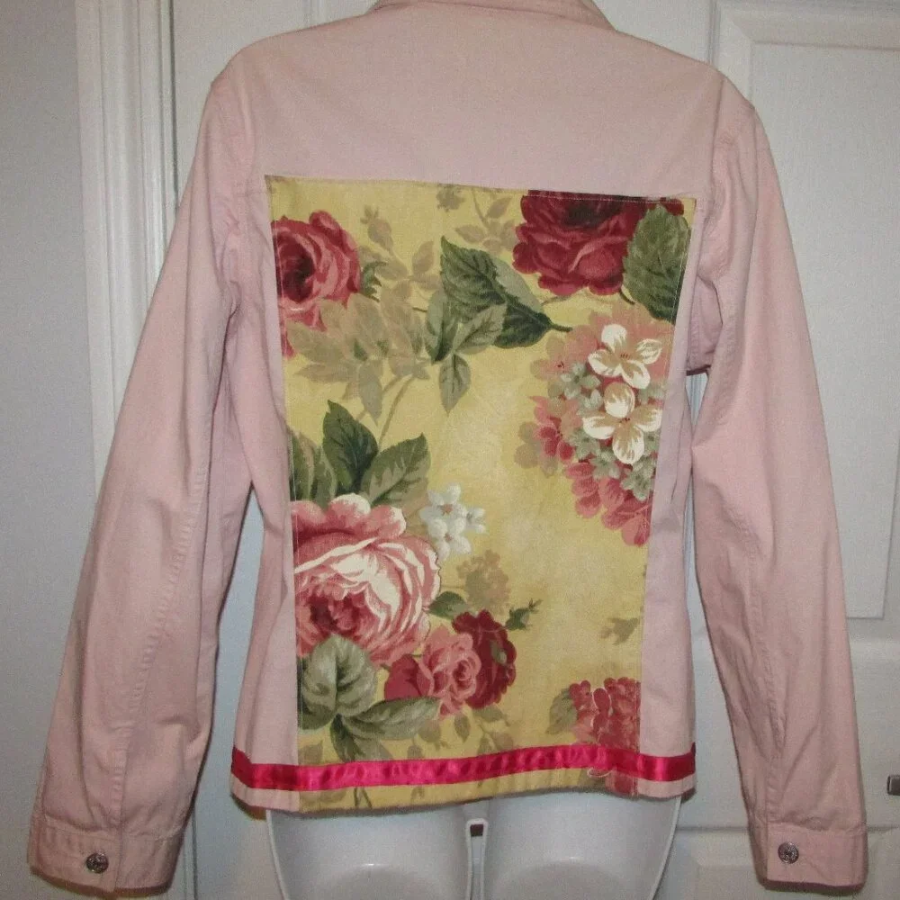 PRINTEMPS Pink Denim Customized Jacket - Picture 4 of 16